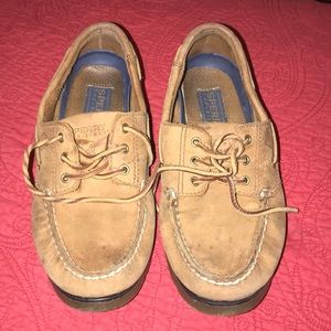 Tan Sperry top siders